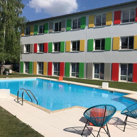 Hotel Full Colors Craponne Εξωτερικό φωτογραφία