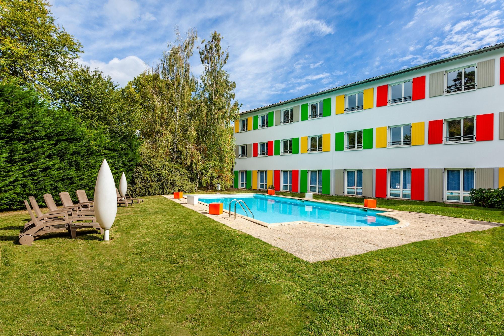Hotel Full Colors Craponne Εξωτερικό φωτογραφία