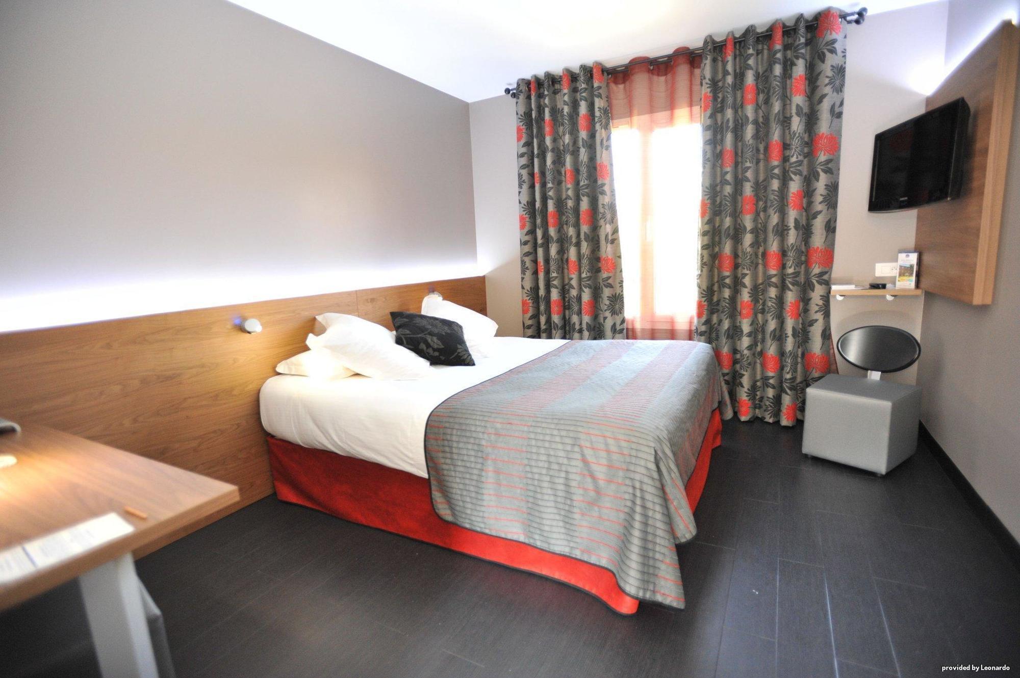 Hotel Full Colors Craponne Δωμάτιο φωτογραφία