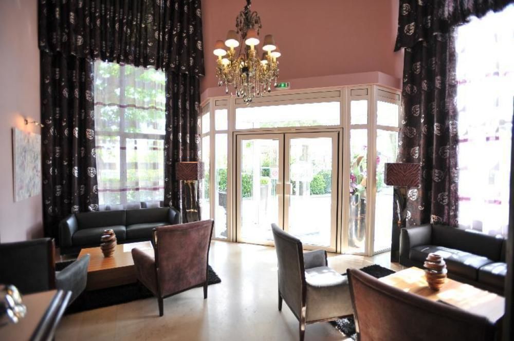Hotel Full Colors Craponne Εξωτερικό φωτογραφία
