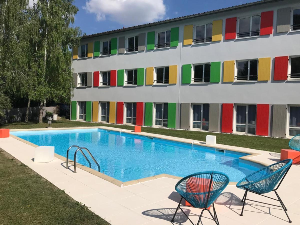 Hotel Full Colors Craponne Εξωτερικό φωτογραφία